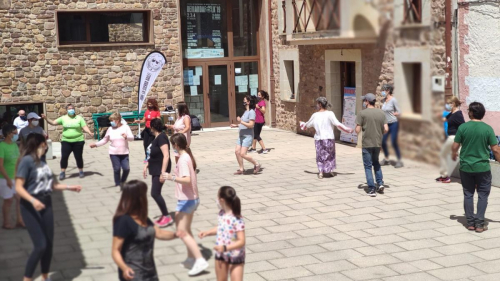 15.-Taller-de-baile-en-Tolbanos